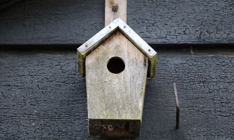 How does a Birdhouse work